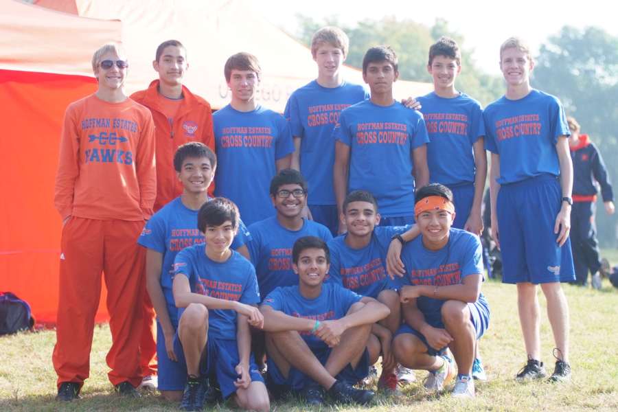 Boys cross country stays goal-oriented and focused on success