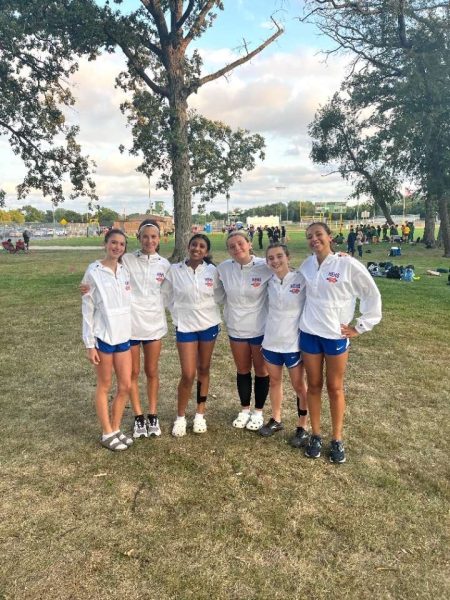 Girls cross country perseveres through finish line with unbreakable bonds